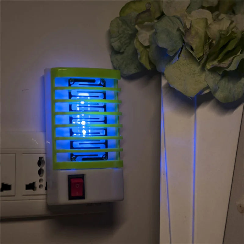Mini lámpara antimosquitos LED