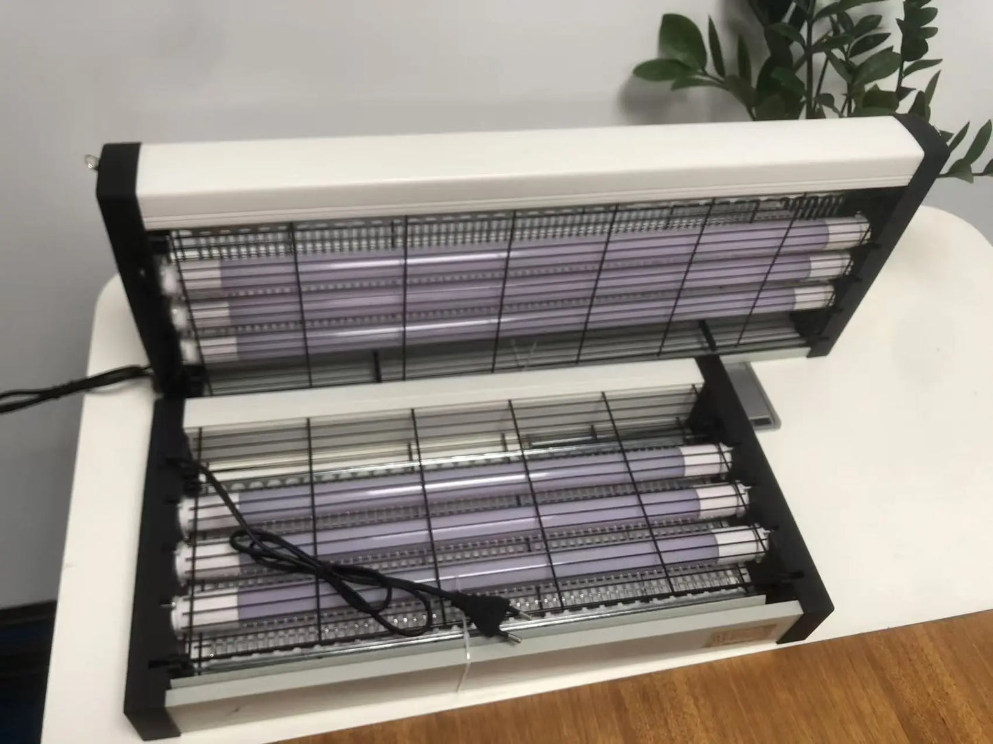 Lámpara antimosquitos LED eléctrica